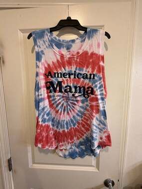 Way to Celebrate! Patriotic American Mama Red White and Blue Tie-Dye Tank Top